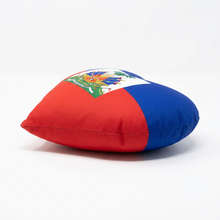 Cargar imagen en el visor de la galería, Haiti Heart Shape Pillow