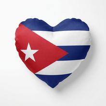 Cargar imagen en el visor de la galería, Cuba Heart Shape Pillow
