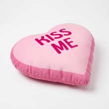 Cargar imagen en el visor de la galería, Kiss Me Pillow
