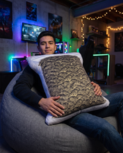 Load image into Gallery viewer, Lifesize Za Pack Pillow - 2 Feet

