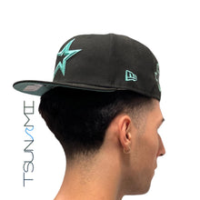 Cargar imagen en el visor de la galería, New Era Houston Astros MLB Custom Fitted Hat
